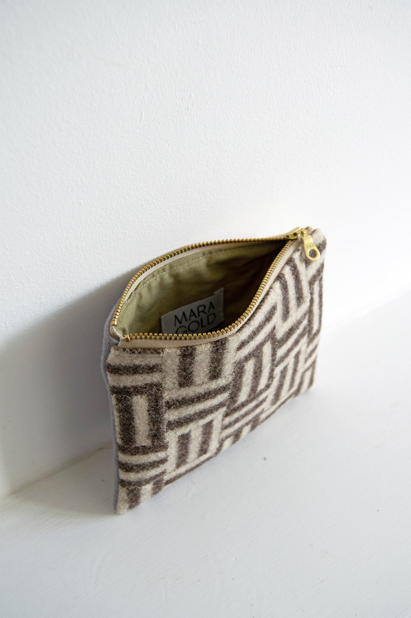 Small Checkered Wool Zip Pouch - Brown