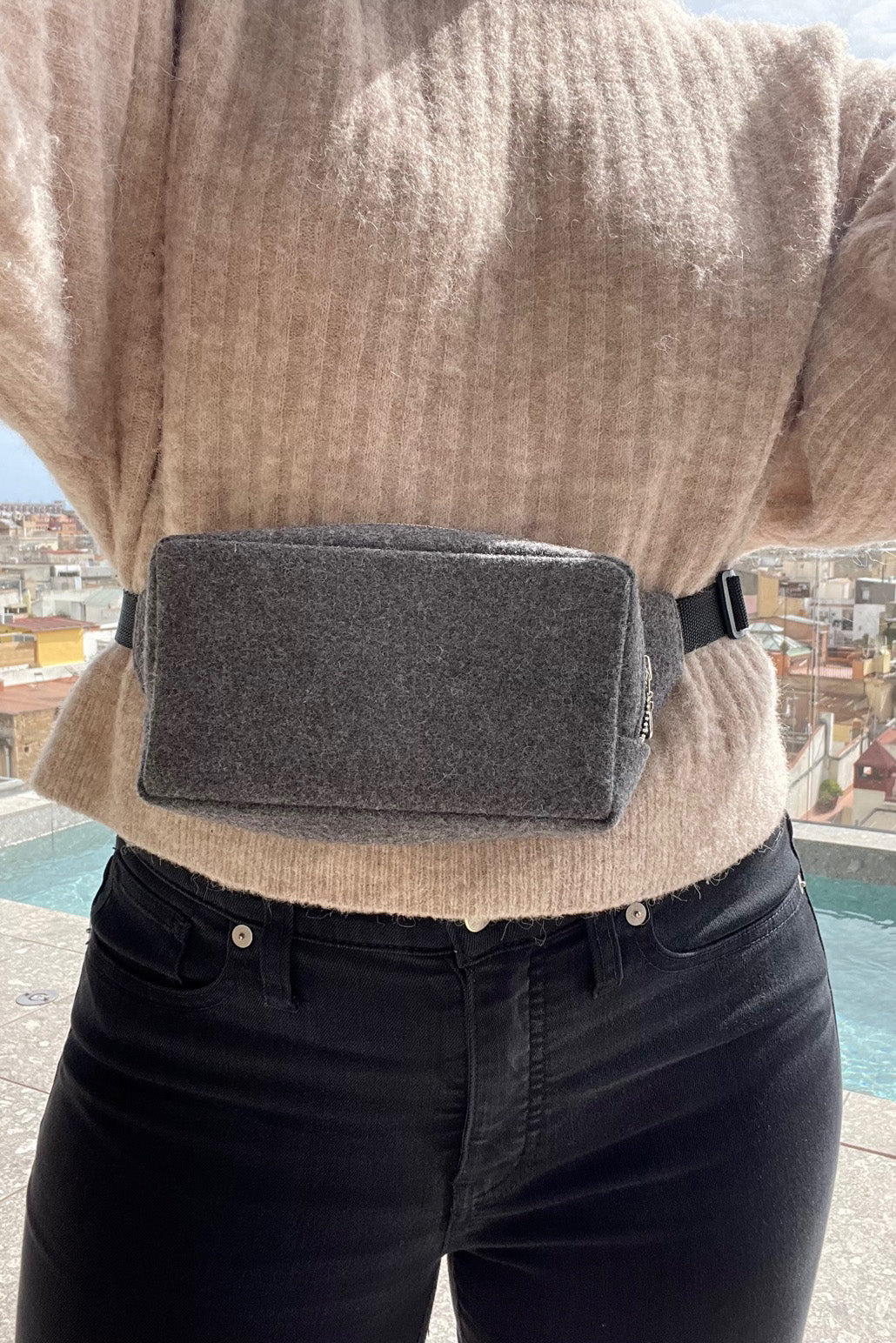Belt Bag in Graphite