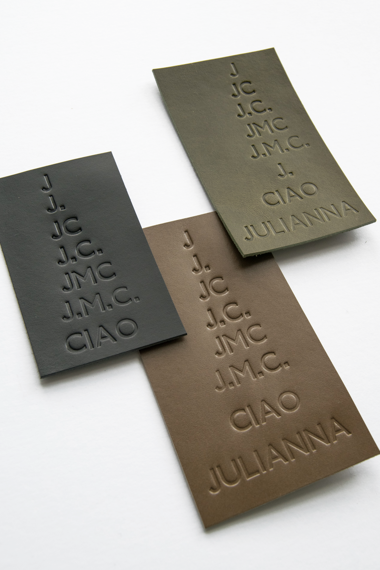 Slim Leather Card Holder in Black & Taupe