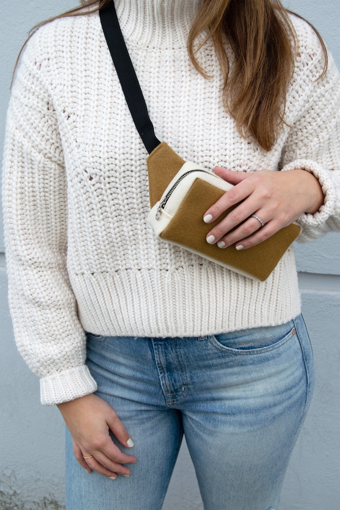 Belt Bag in Neutral Colorblock