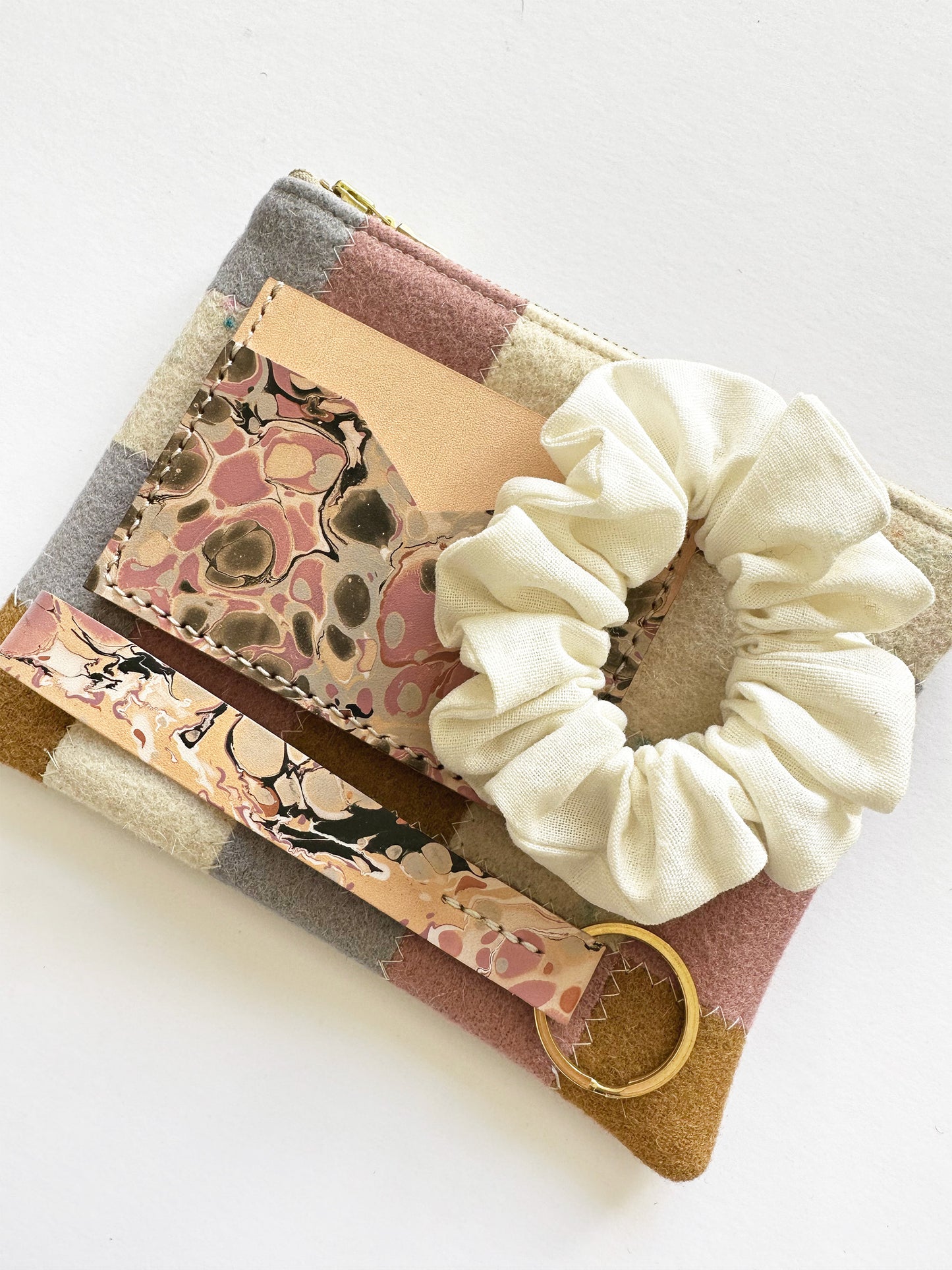 Small Checkered Wool Zip Pouch - Pastel
