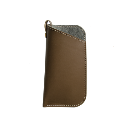 Leather Sunglasses Sleeve in Taupe